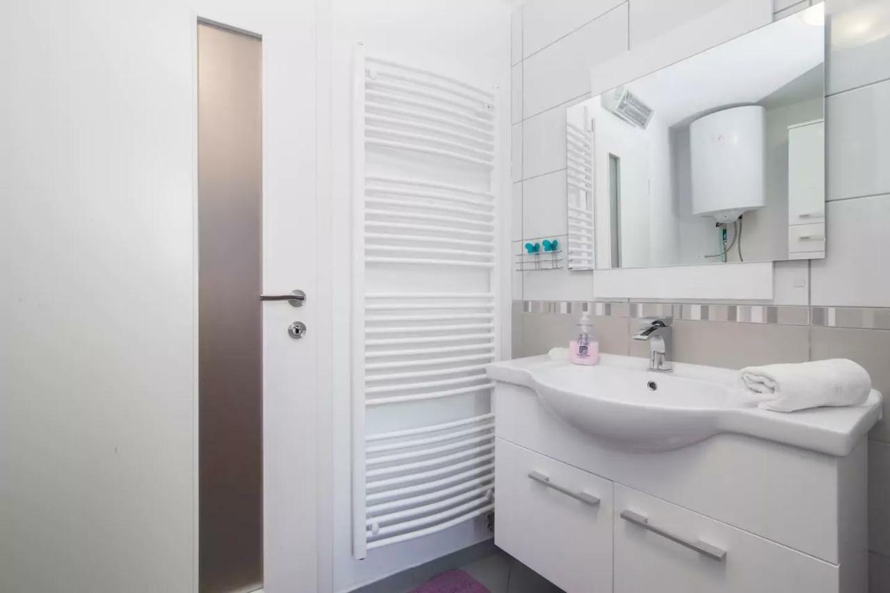 Charming Apartment كوبر المظهر الخارجي الصورة