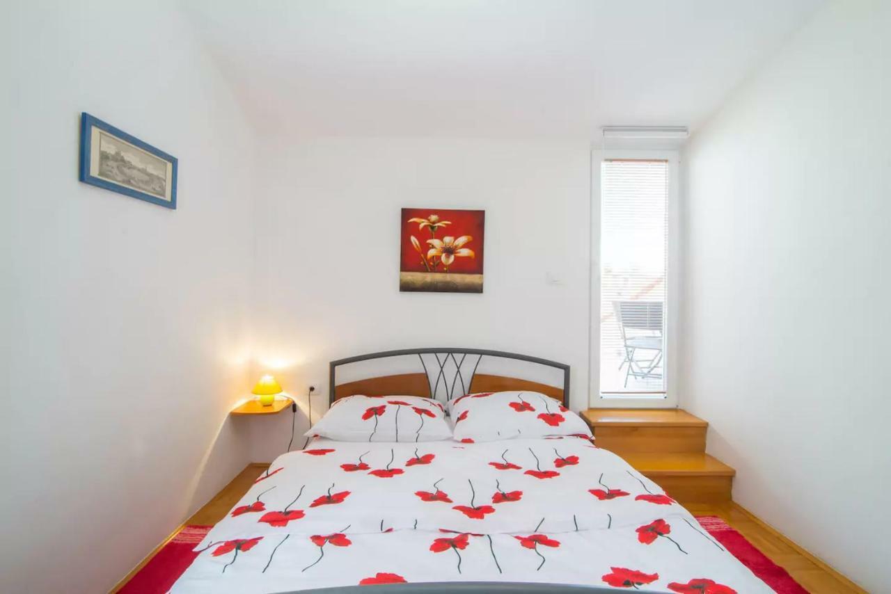 Charming Apartment كوبر المظهر الخارجي الصورة
